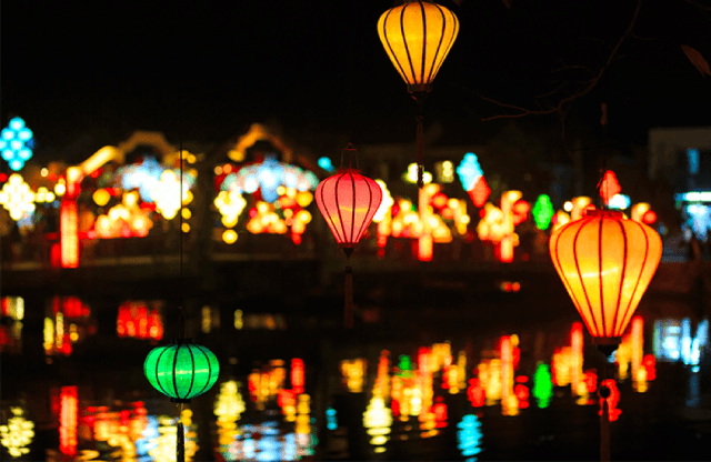 Lồng Đèn Tết